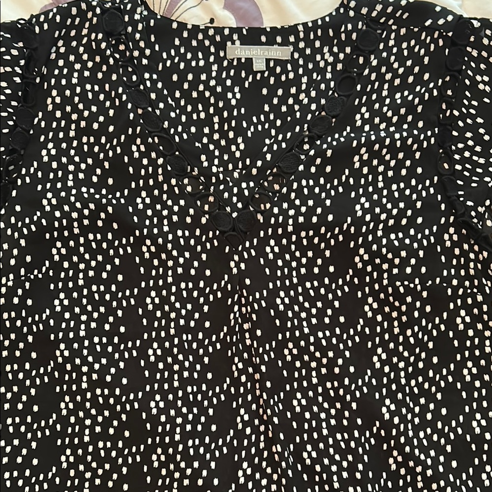 Daniel Rainn Black and White Blouse with Abstract Pattern